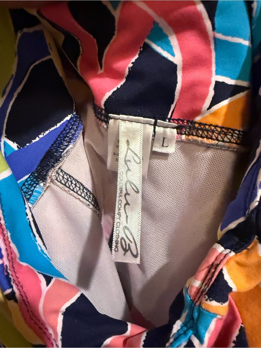 Lulu-B Leggings with Multicolor Peace Sign Print - Picture 9 of 11